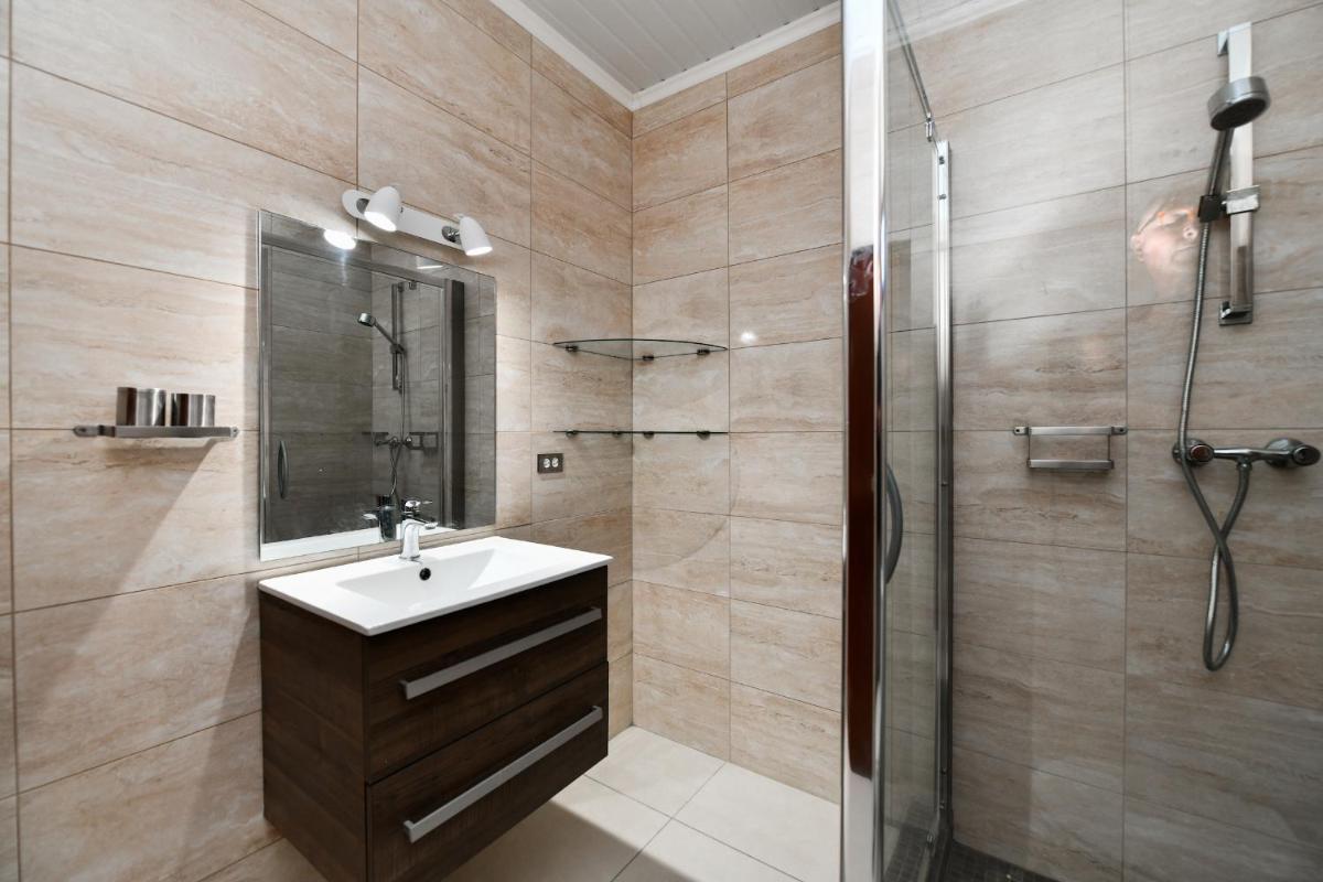 NEW Apartment Ocean View with Amazing Sunsets - Housity