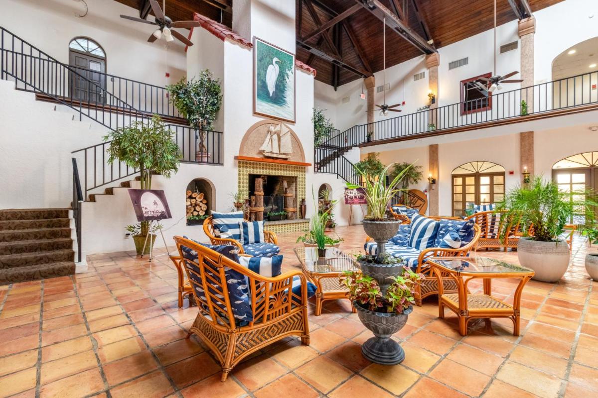 Port of the Islands - Housity