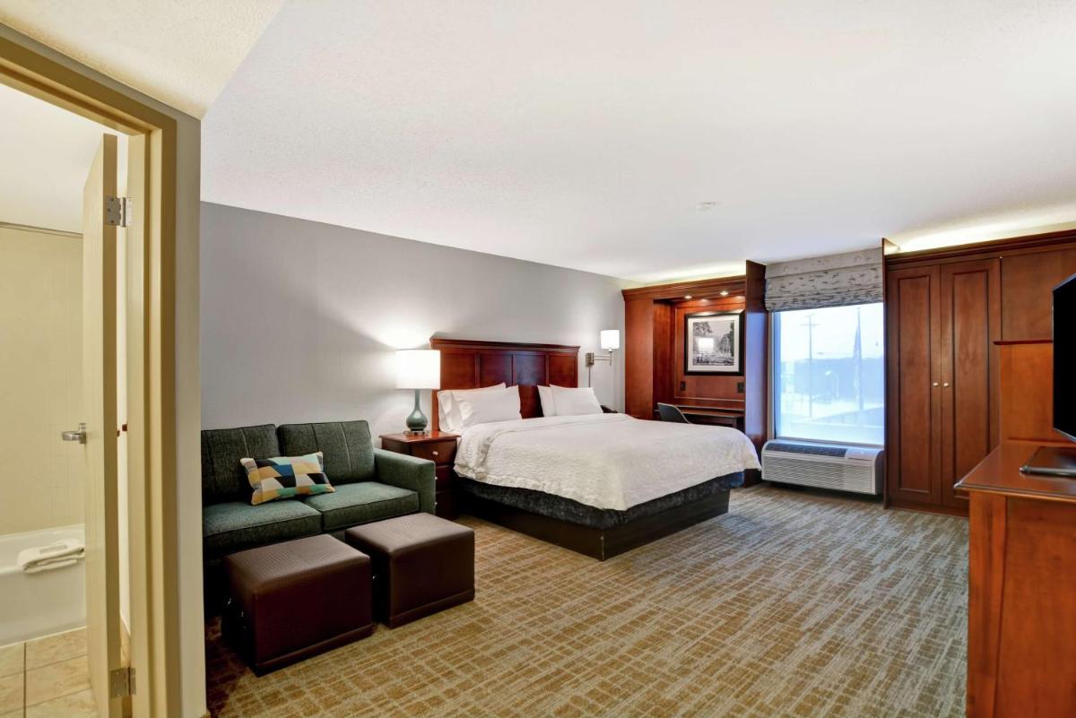 Hampton Inn Beckley - Housity