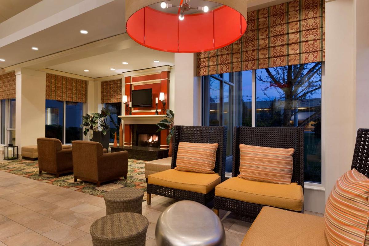 Hilton Garden Inn Oakbrook Terrace - Housity