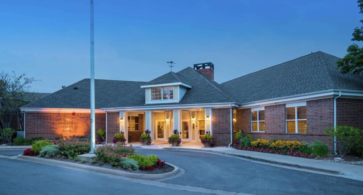 Homewood Suites by Hilton Chicago - Schaumburg - Housity