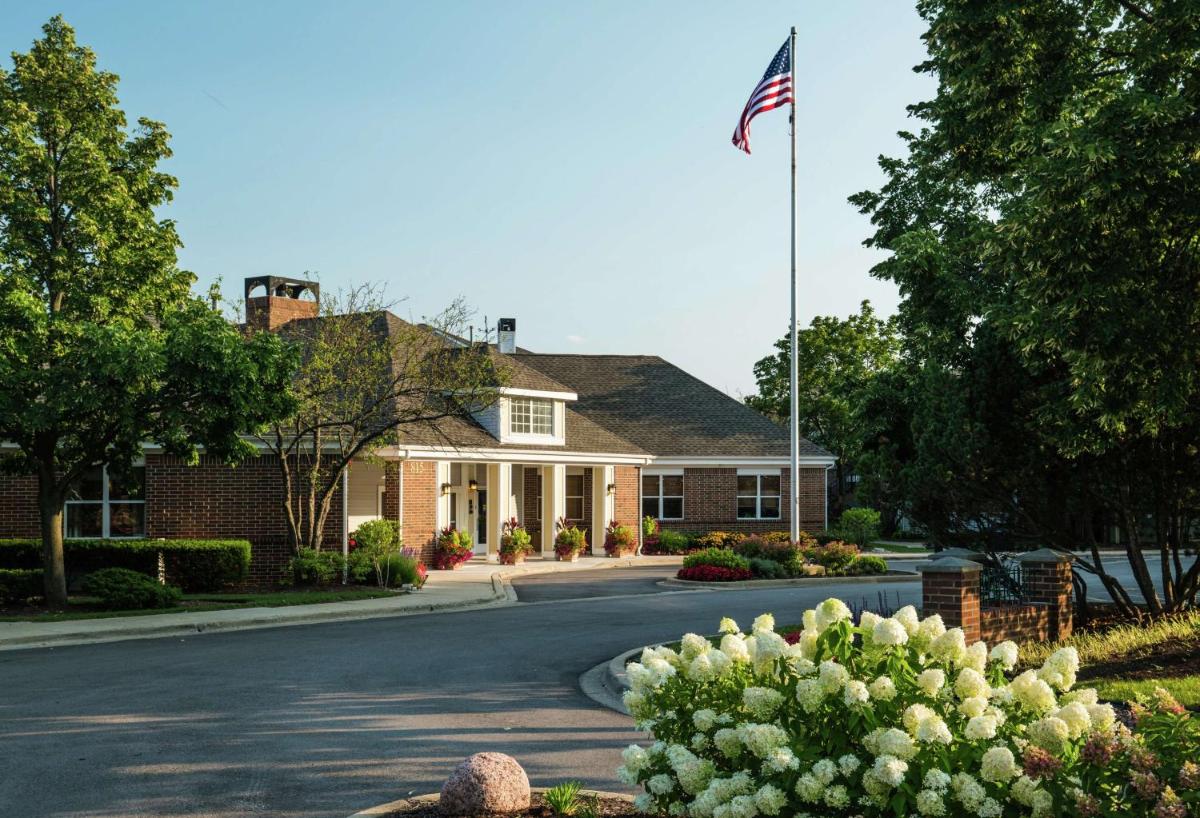 Homewood Suites by Hilton Chicago - Schaumburg - Housity