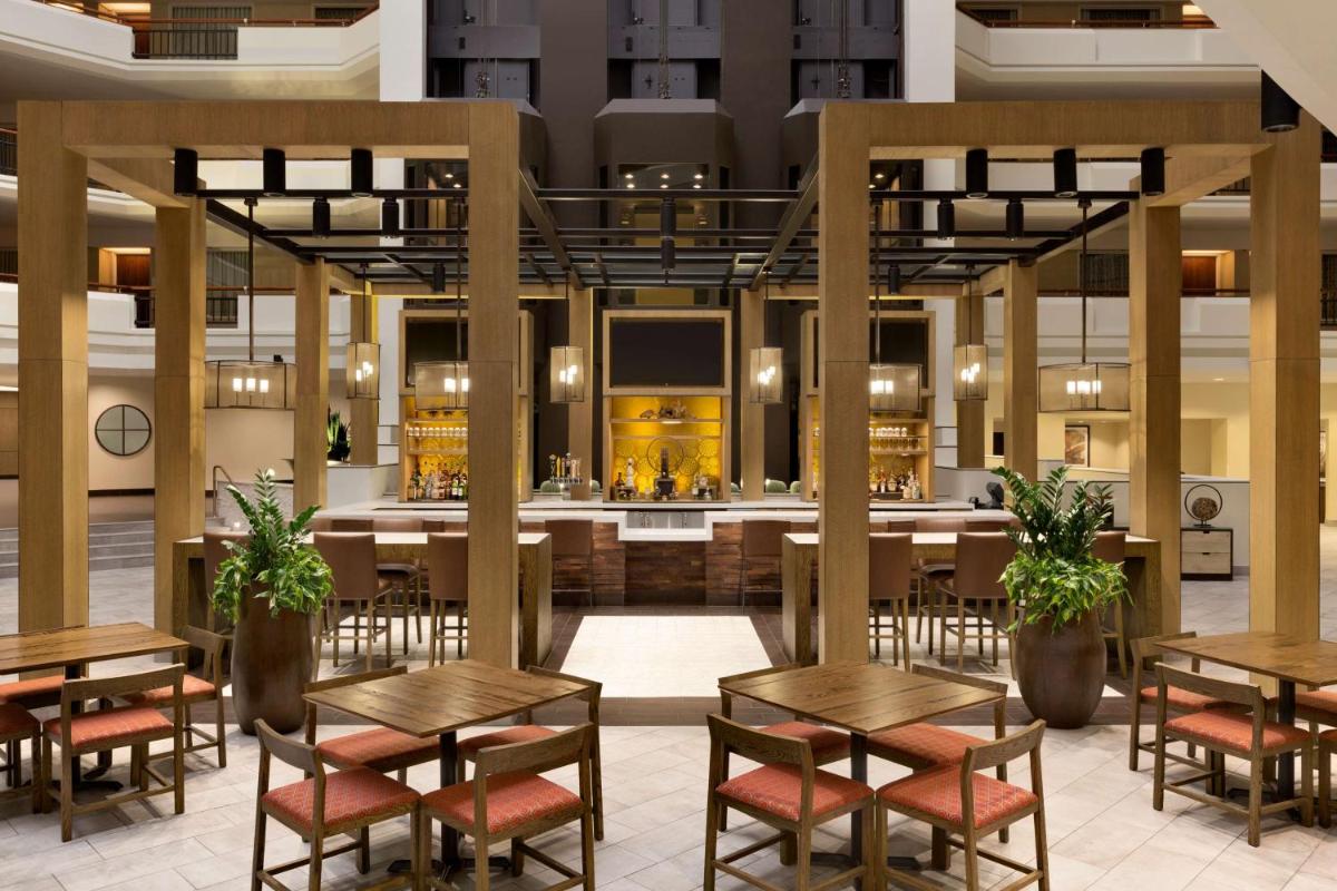 Embassy Suites by Hilton Austin Downtown South Congress - Housity