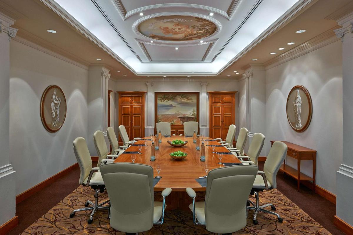 Der Geschäftsbereich oder Konferenzraum in der Unterkunft Hilton Berlin