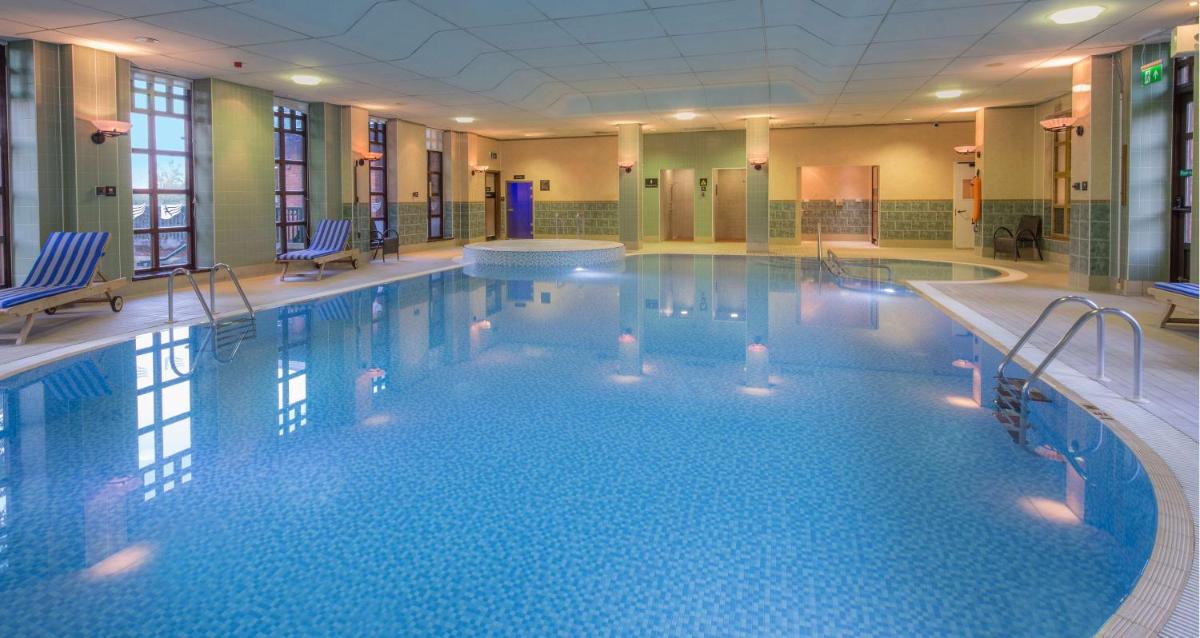 Hilton Puckrup Hall Hotel & Golf Club, Tewkesbury - Housity