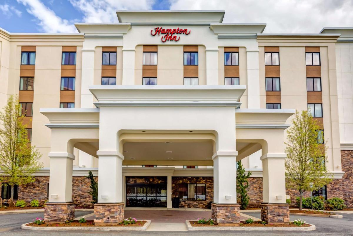 Hampton Inn Boston-Norwood - Housity
