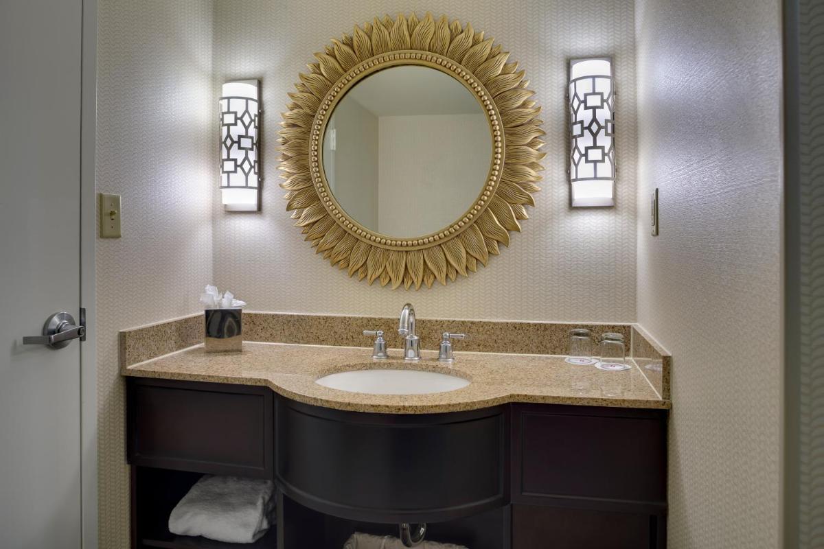 Charleston Marriott - Housity