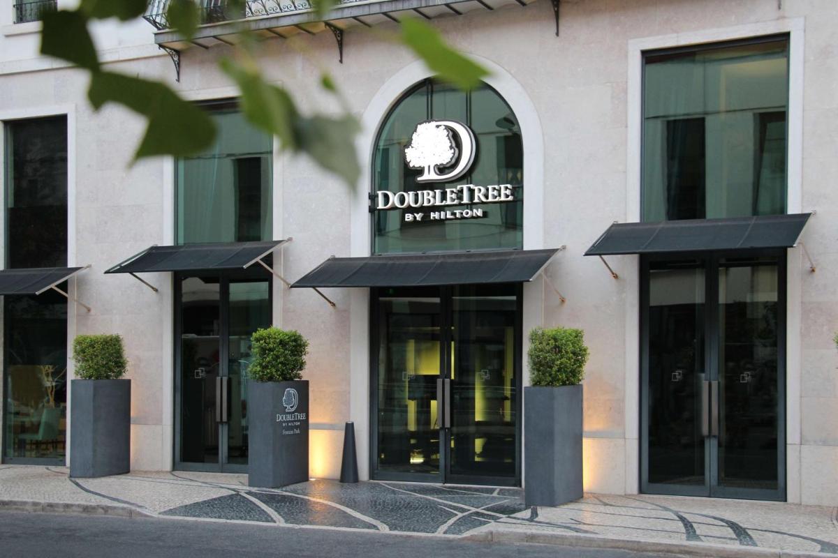 DoubleTree by Hilton Lisbon Fontana Park - Housity