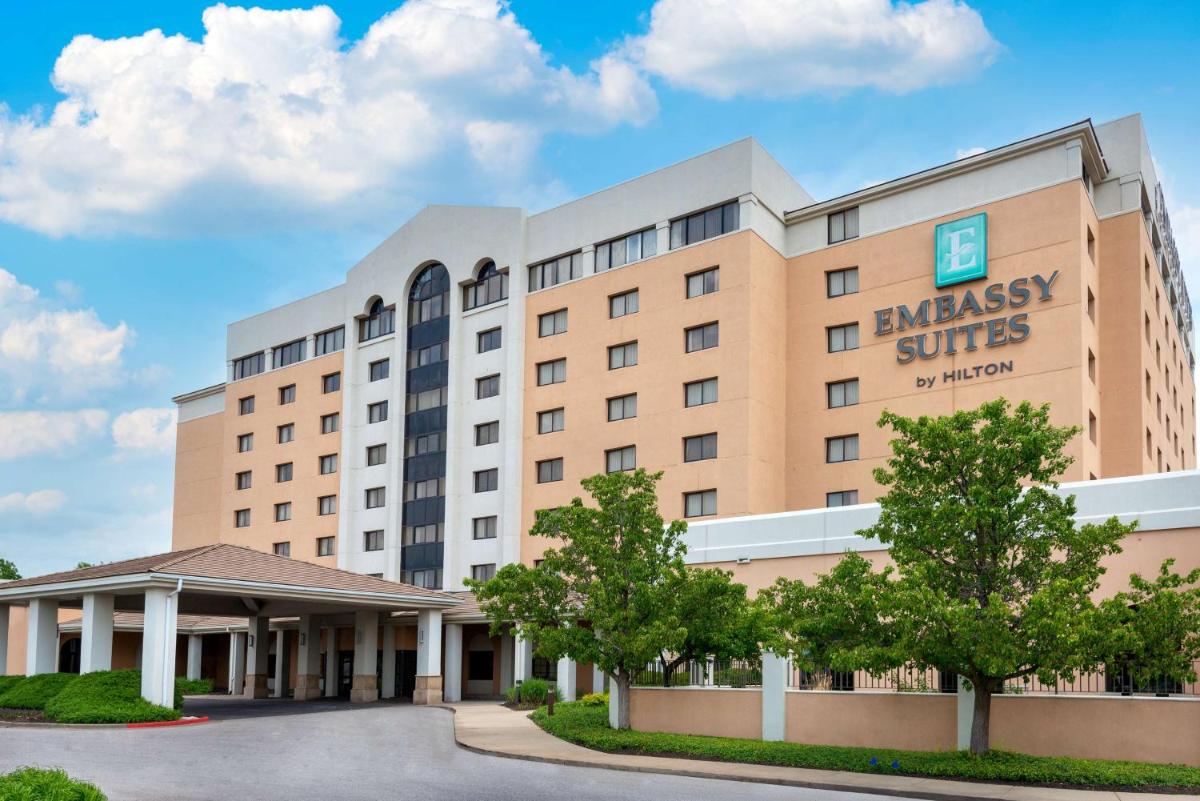 Embassy Suites by Hilton Kansas City International Airport - Housity