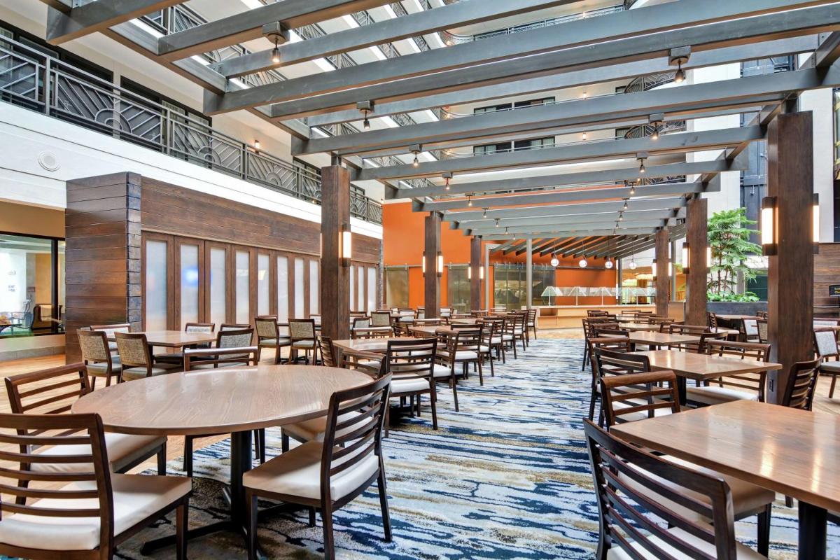 Embassy Suites by Hilton Minneapolis Airport - Housity