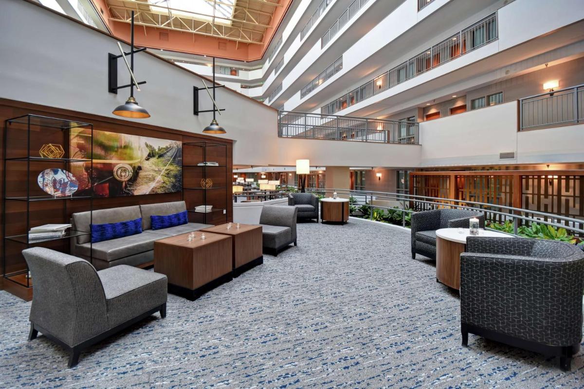 Embassy Suites by Hilton Omaha Downtown Old Market - Housity