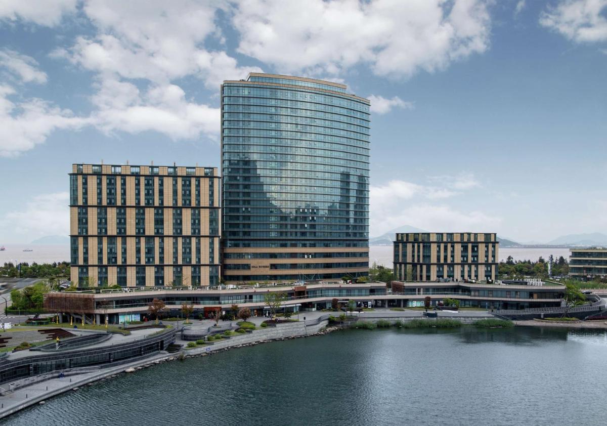 Hilton Zhoushan - Housity