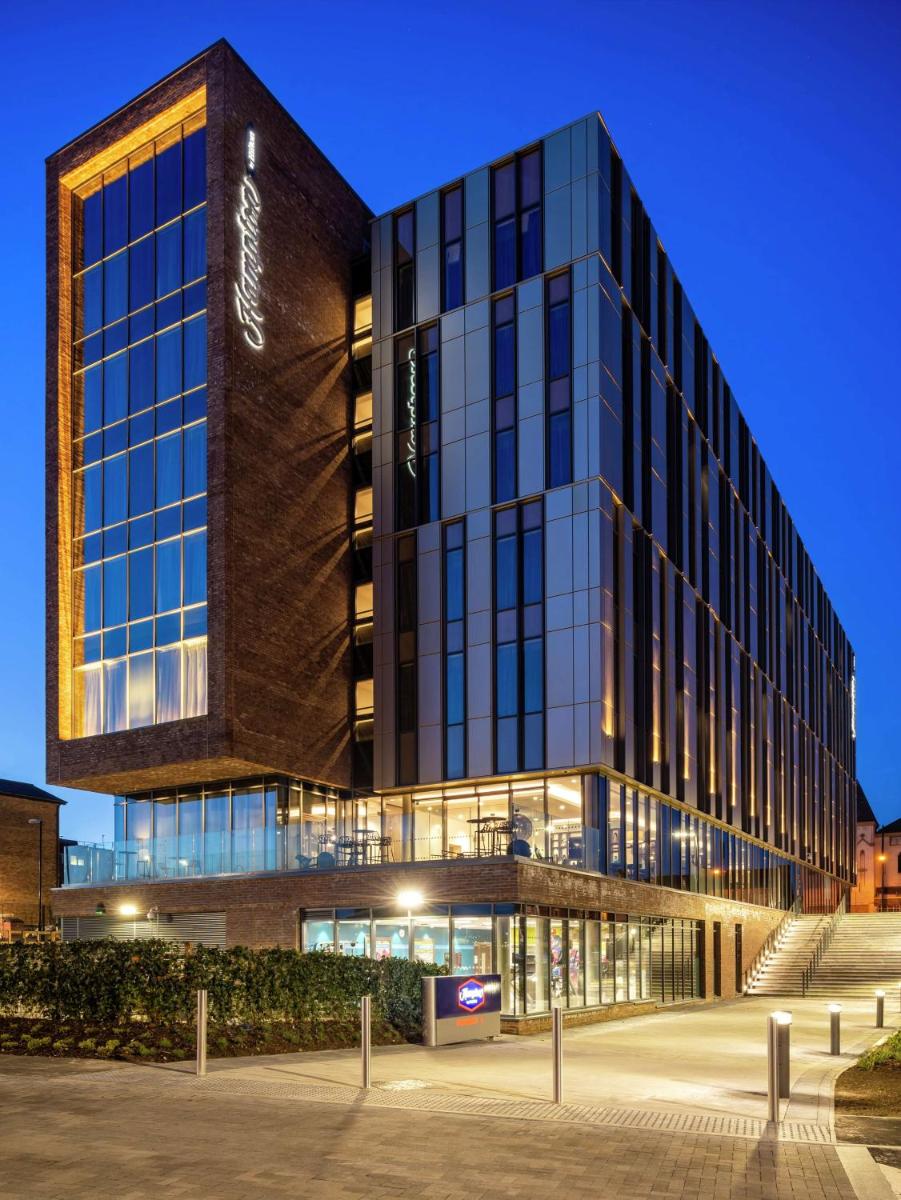 Hampton By Hilton Stockton On Tees - Housity