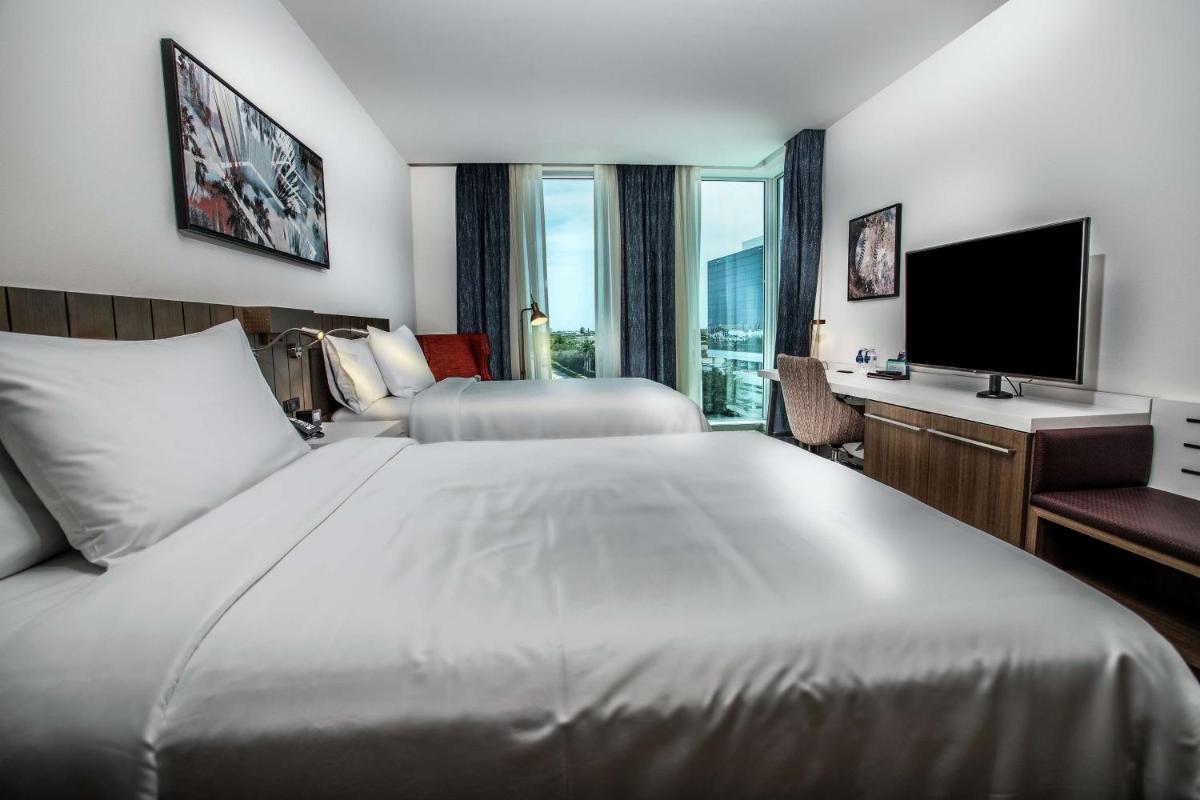 Hilton Garden Inn West Palm Beach I95 Outlets - Housity
