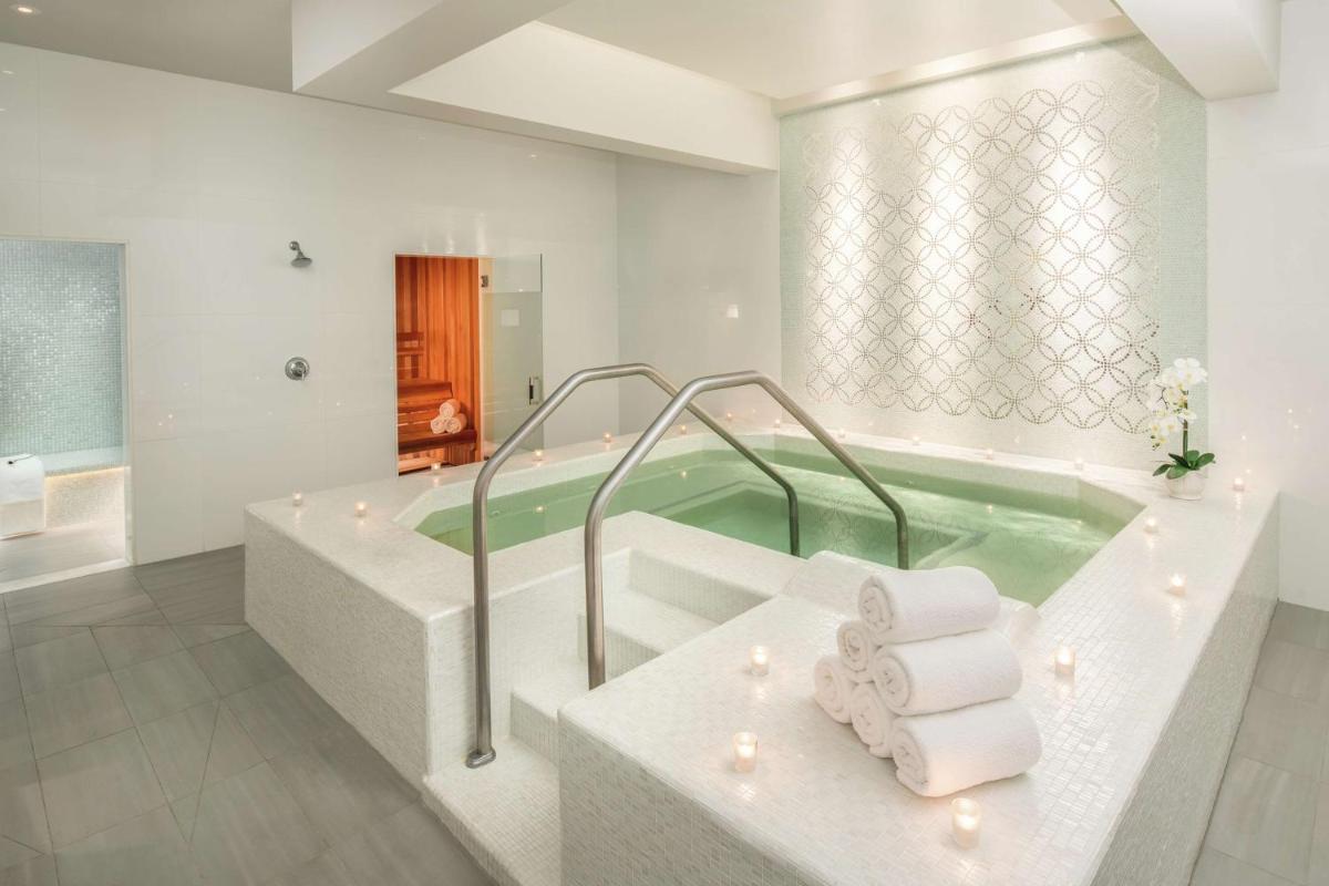 Waldorf Astoria Atlanta Buckhead - Housity