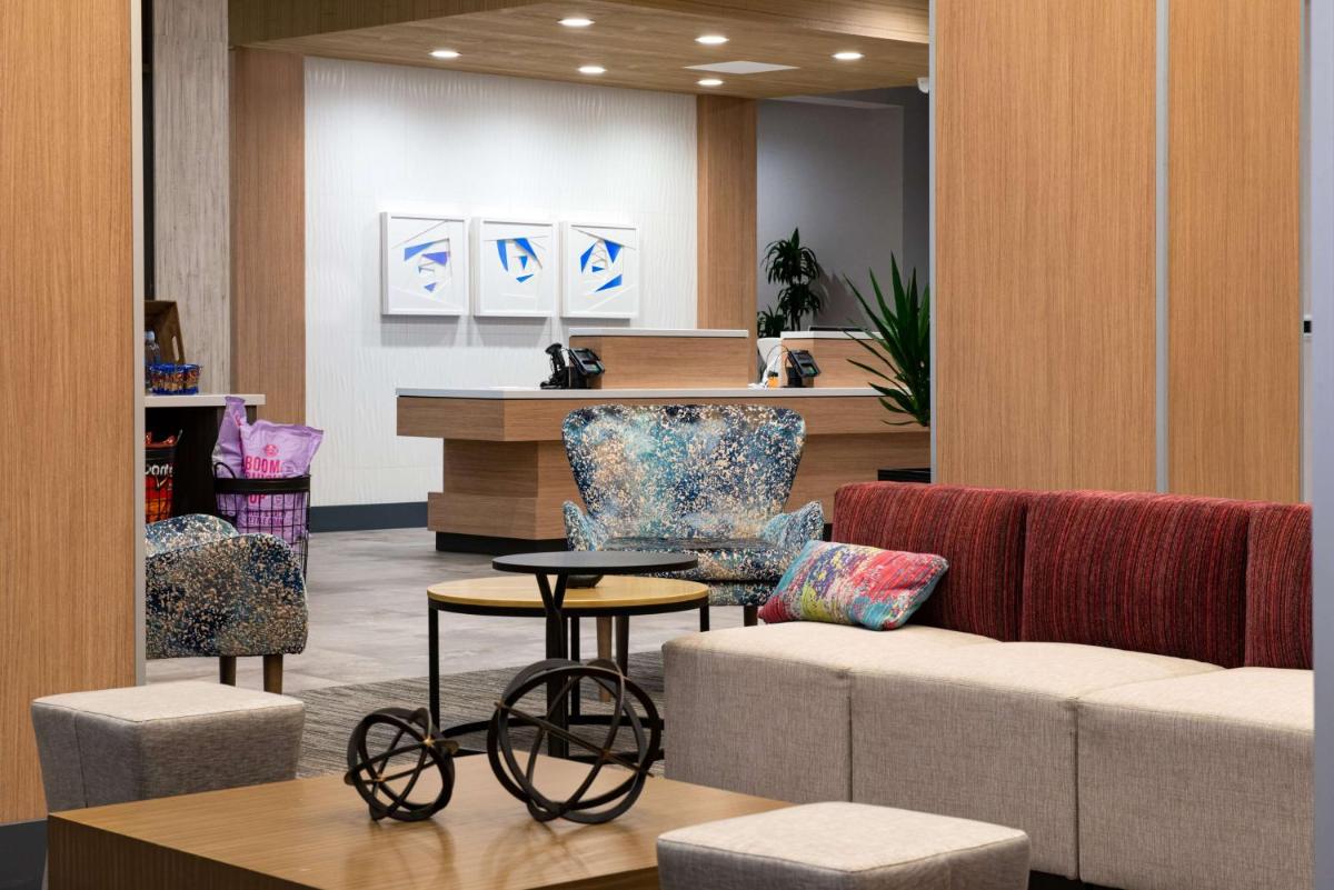 Hilton Garden Inn Seattle Lynnwood, Wa - Housity