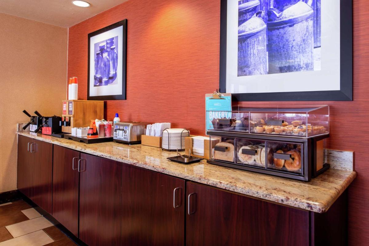 Hampton Inn Albuquerque - University/Midtown - Housity