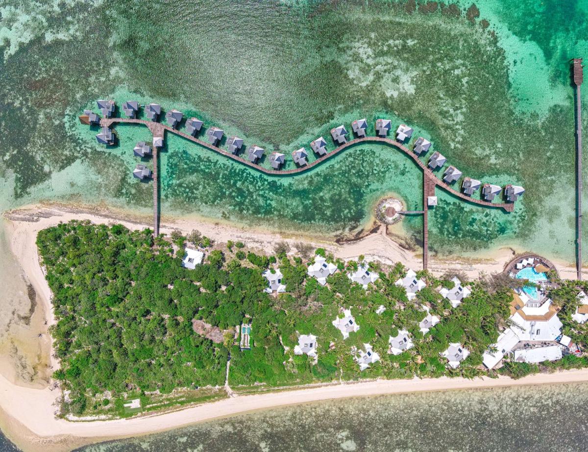 DoubleTree by Hilton Noumea Ilot Maitre Resort - Housity