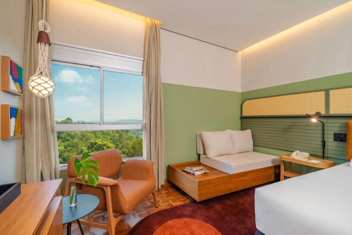 Almenat Embu Das Artes Sao Paulo, Tapestry Collection - Housity
