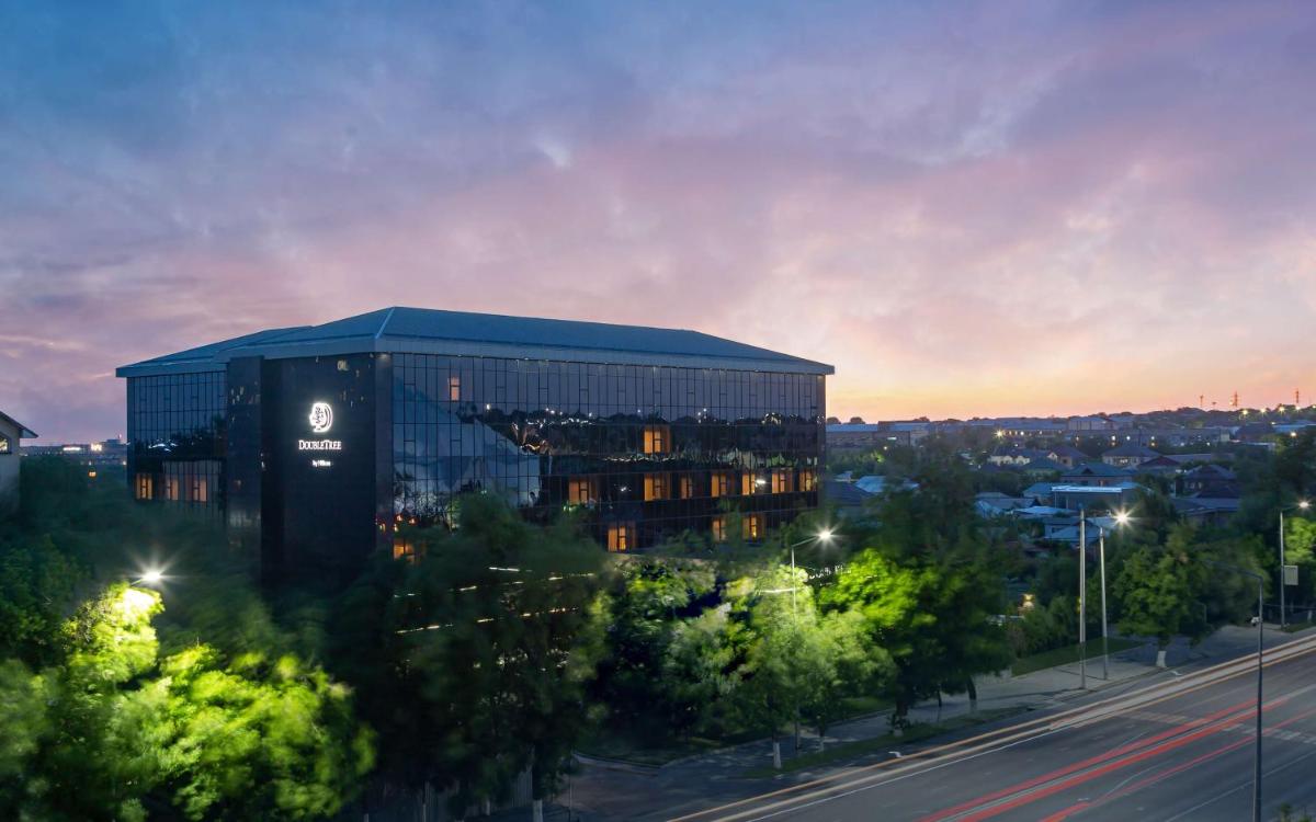 DoubleTree by Hilton Shymkent - Housity