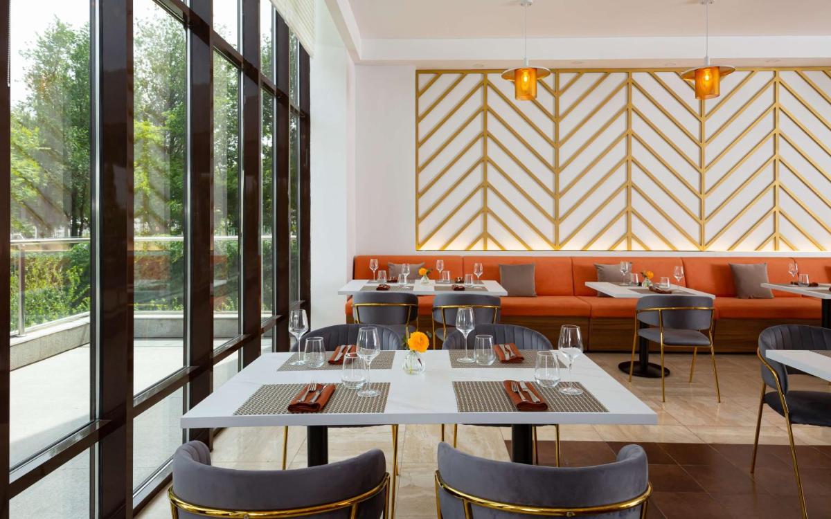 DoubleTree by Hilton Shymkent - Hizvo