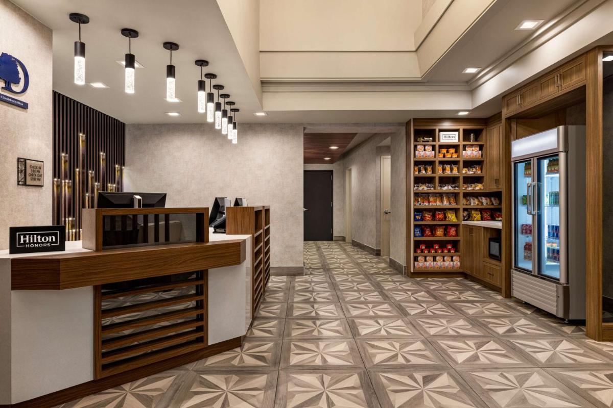 DoubleTree by Hilton New York Midtown Fifth Ave - Hizvo