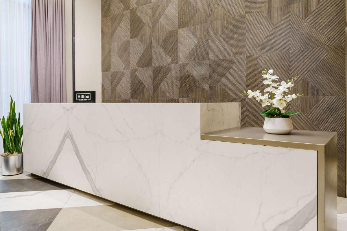 DoubleTree by Hilton Hotel New York City - Chelsea - Housity