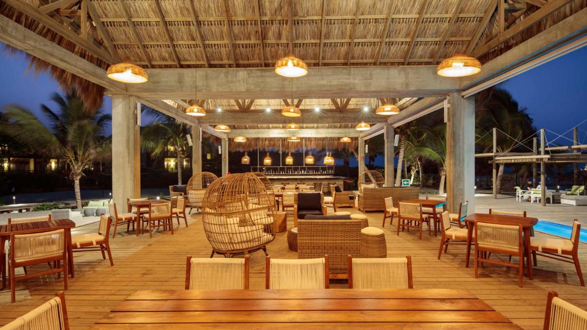 Indura Beach & Golf Resort Curio Collection By Hilton - Housity