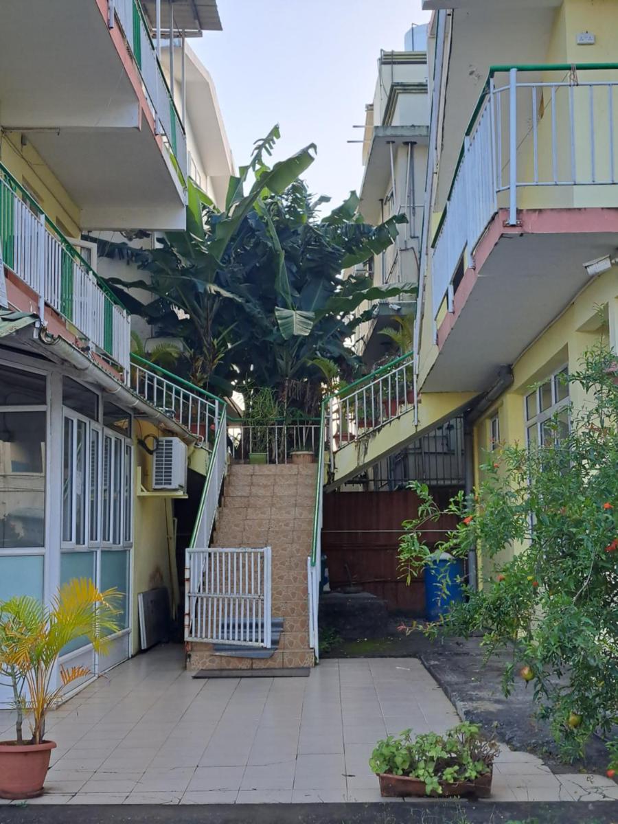 Bano Tourist Residence - 650 meters from Grand Bay Beach - Housity