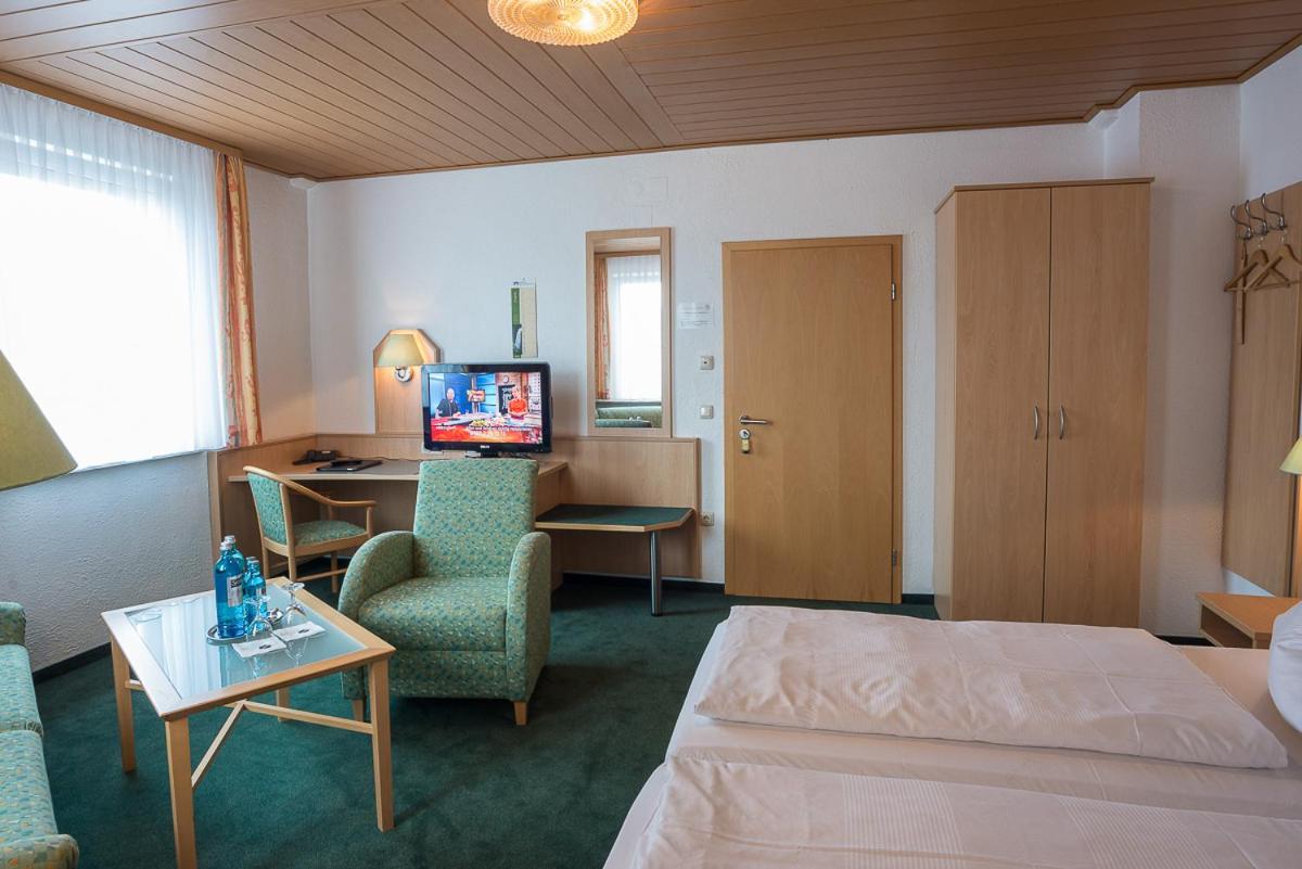 Hotel-Gasthof Weisses Ross - Housity