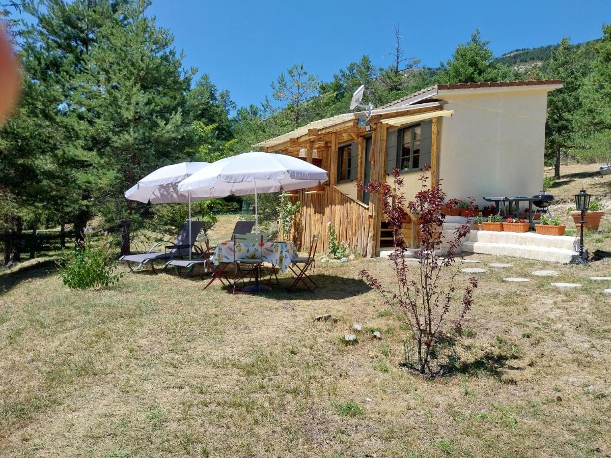 Petit studio dans la prairie - Housity