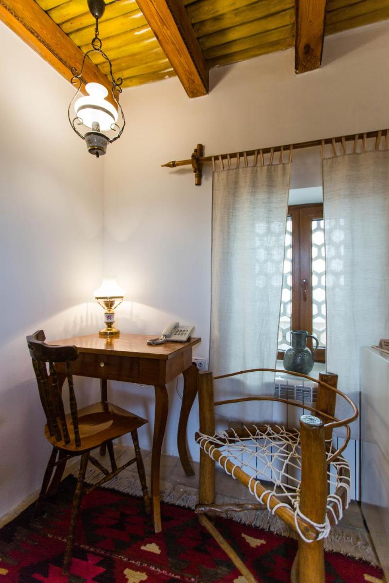 Amulet Hotel - Housity