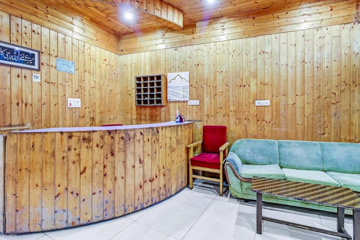 OYO Flagship 85949 Hotel Ground Plaza - Housity