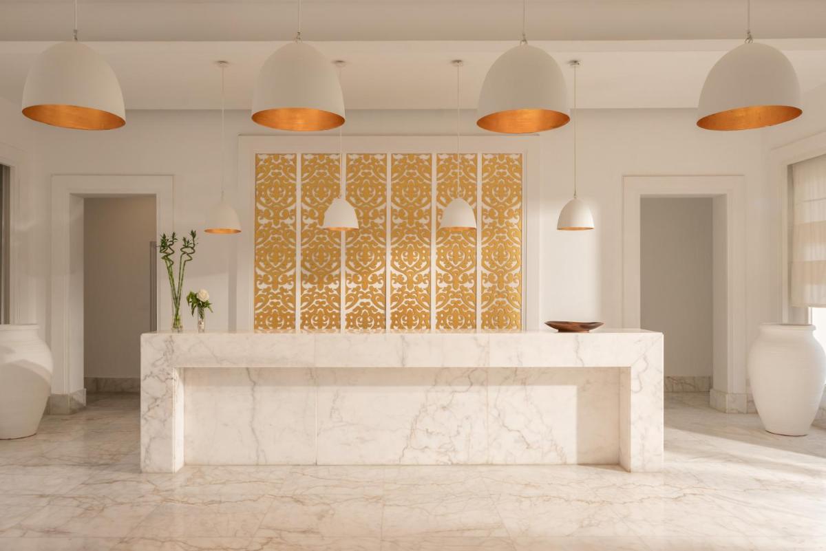Almazino, Almaza Bay - Housity