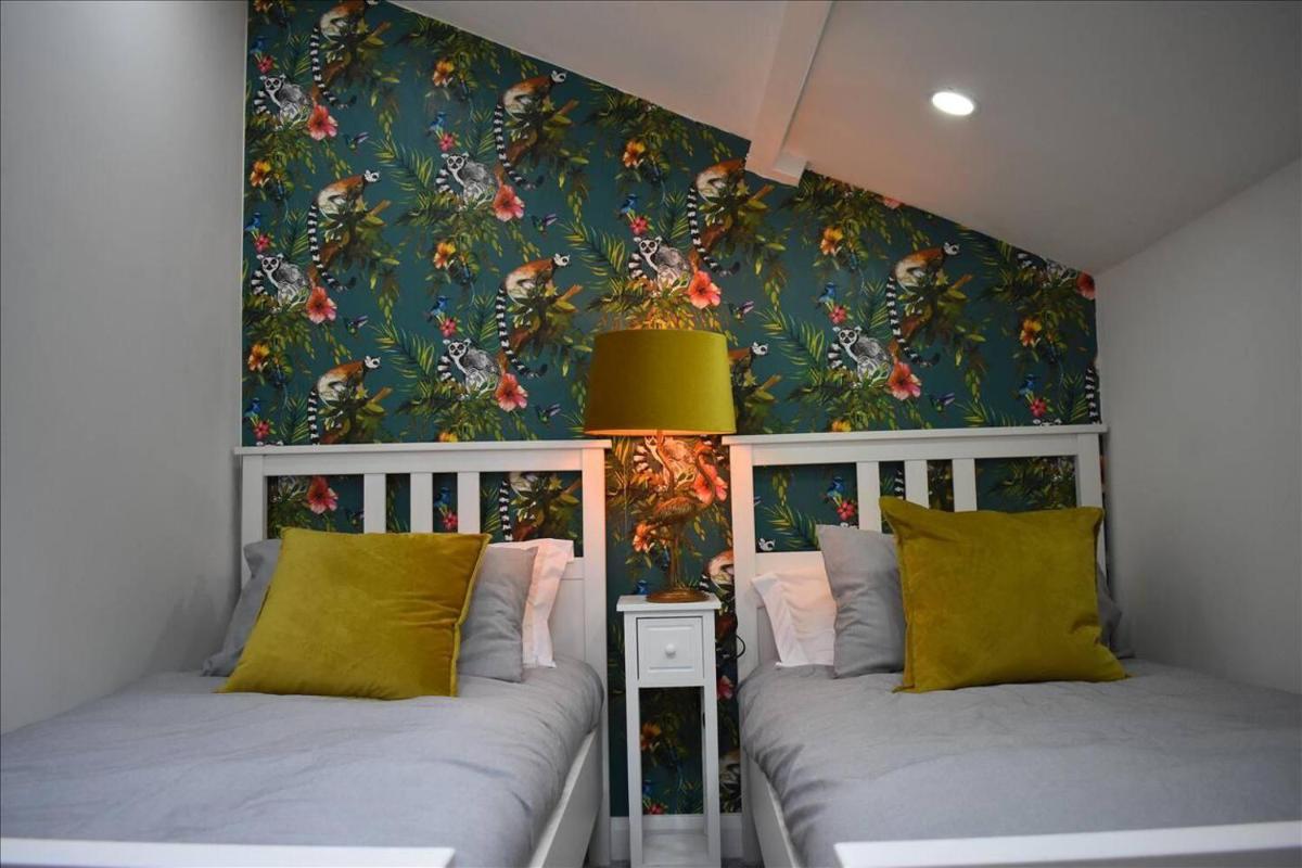 Llansteffan 2-Bed Cottage Sleeps 4 Dog Ok - Housity