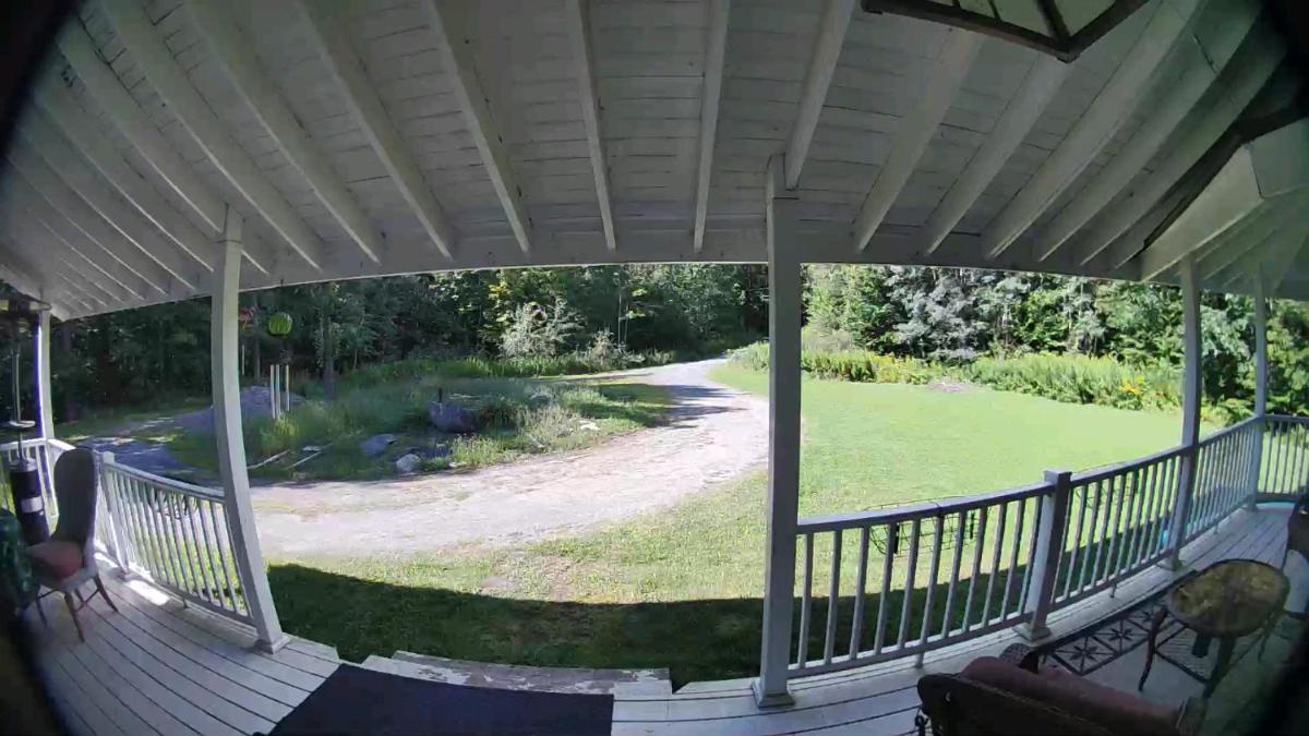 Mount Snow, Snowmobilers n trailers plenty of parking - Housity