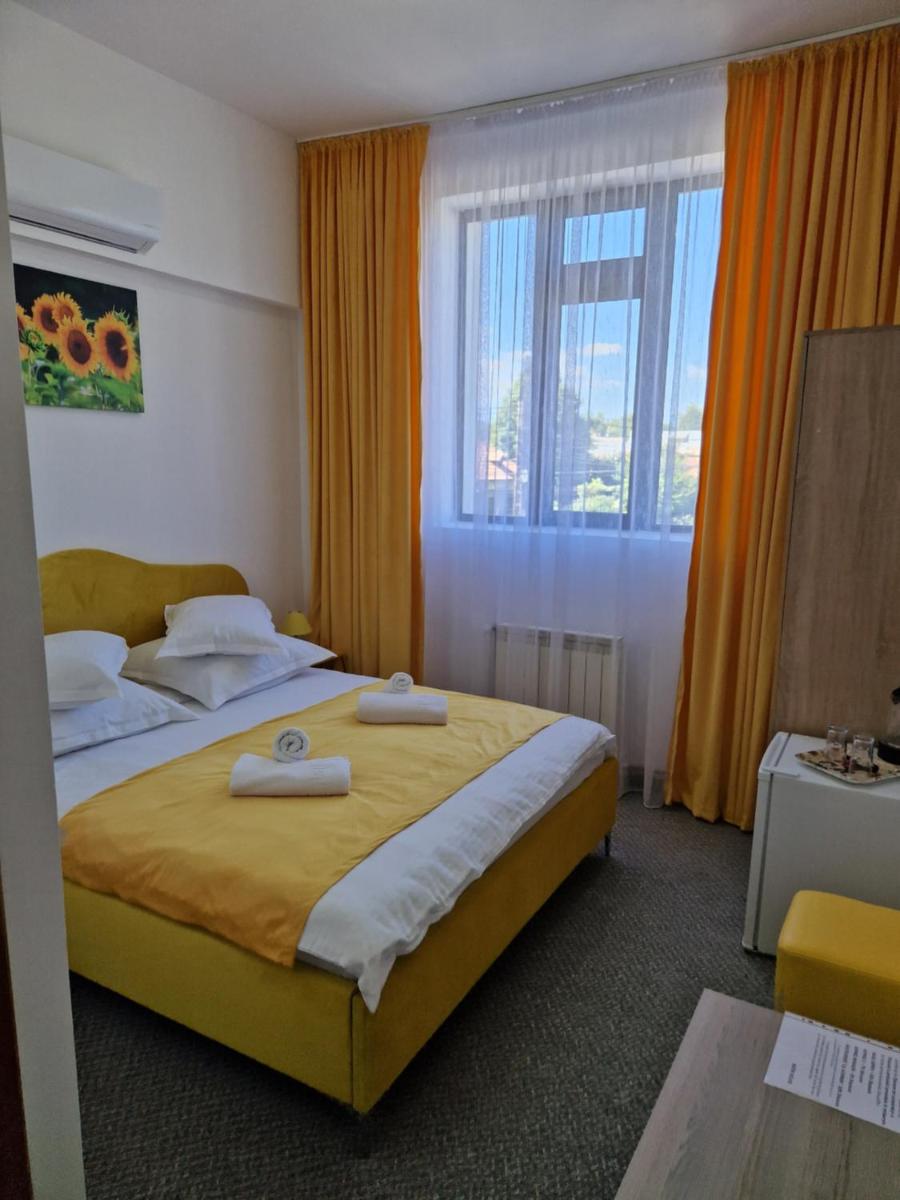 ANTIK HOUSE - Housity