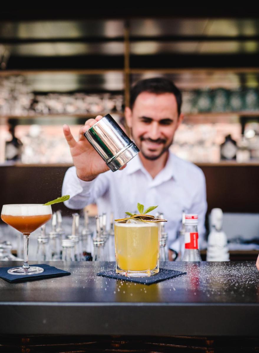 Getränke in der Unterkunft Louis Hotel Getränke in der Unterkunft Louis Hotel