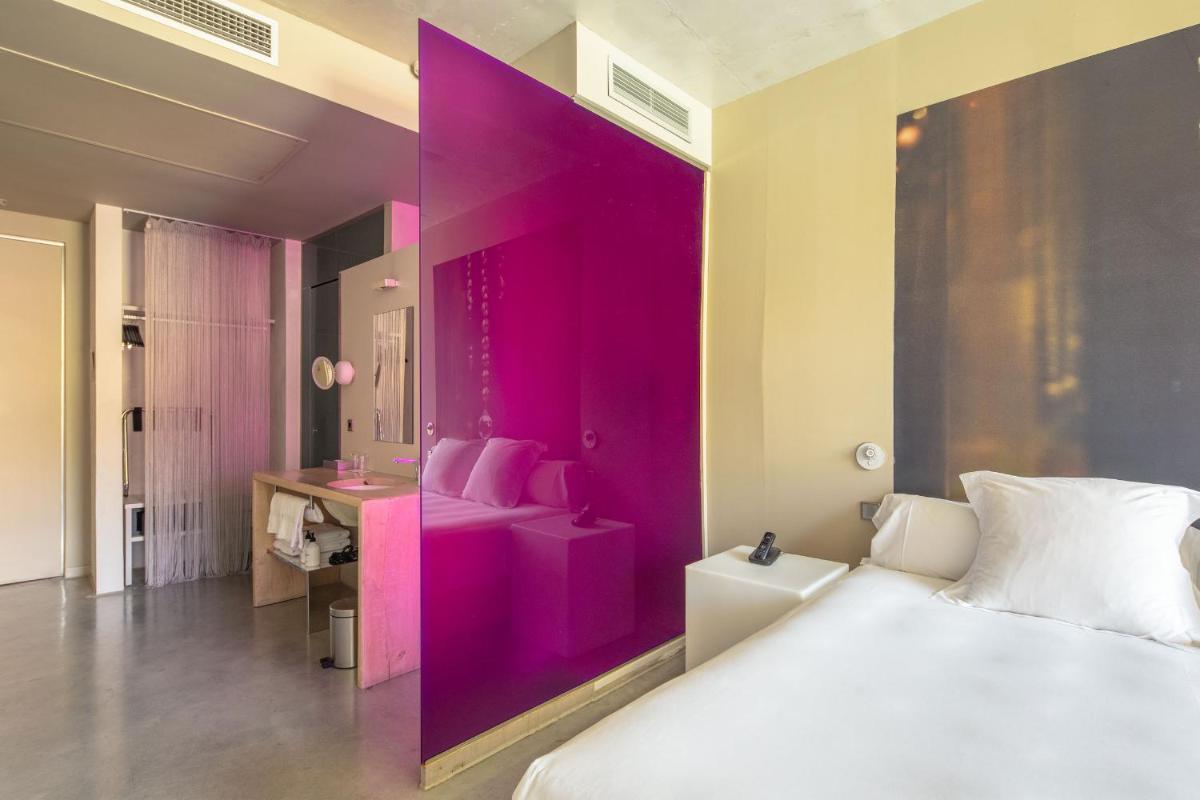 Cama o camas de una habitación en Hotel Viura