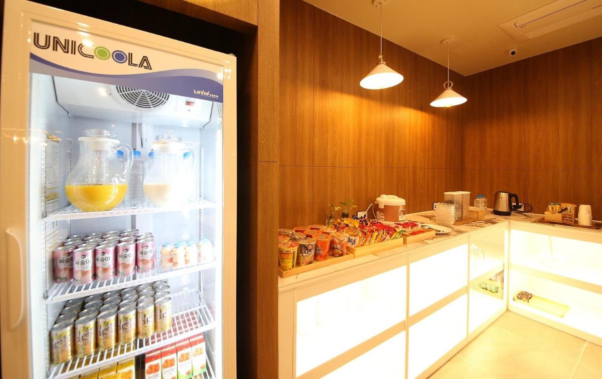 Brown Dot Hotel Sinan - Housity