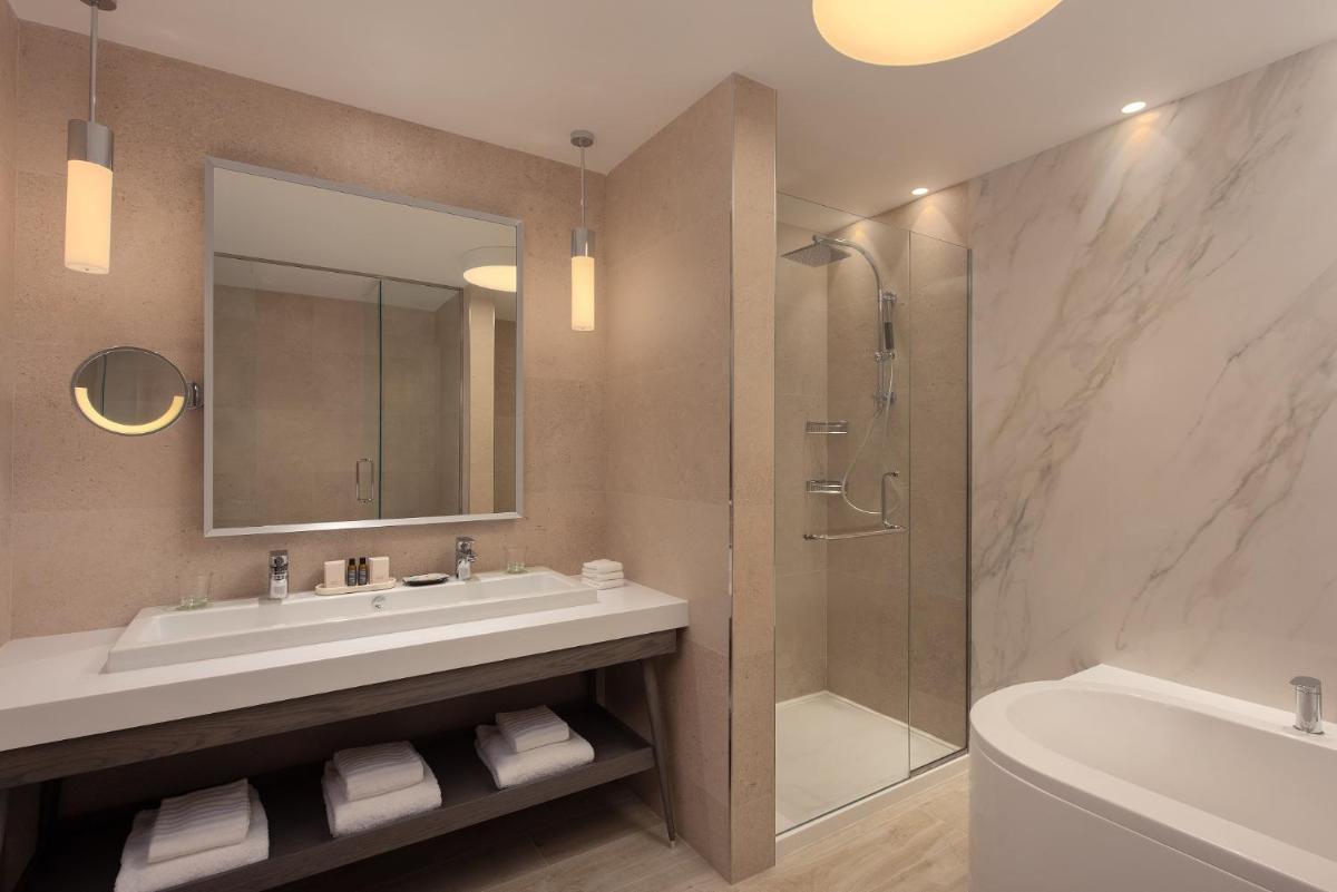 The Westin Dragonara Resort, Malta - Housity