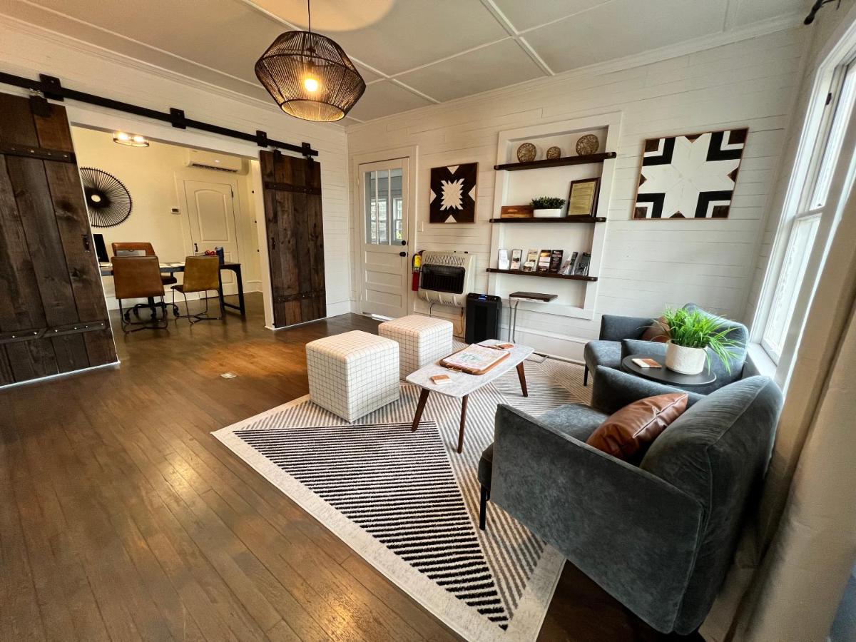 27 on Park Boutique Hotel & Venue - Housity