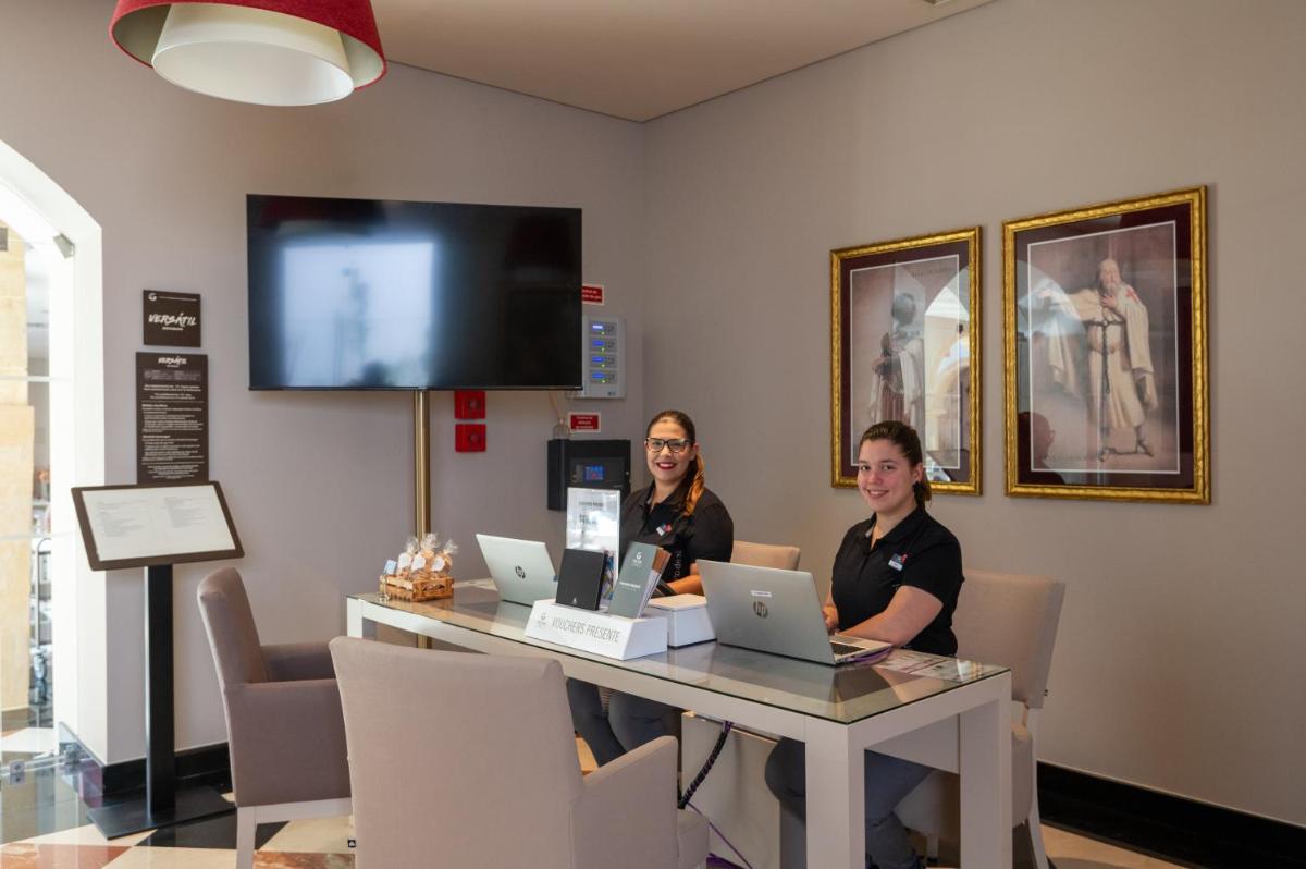 Uma televisão e/ou sistema de entretenimento em Vila Gale Collection Tomar