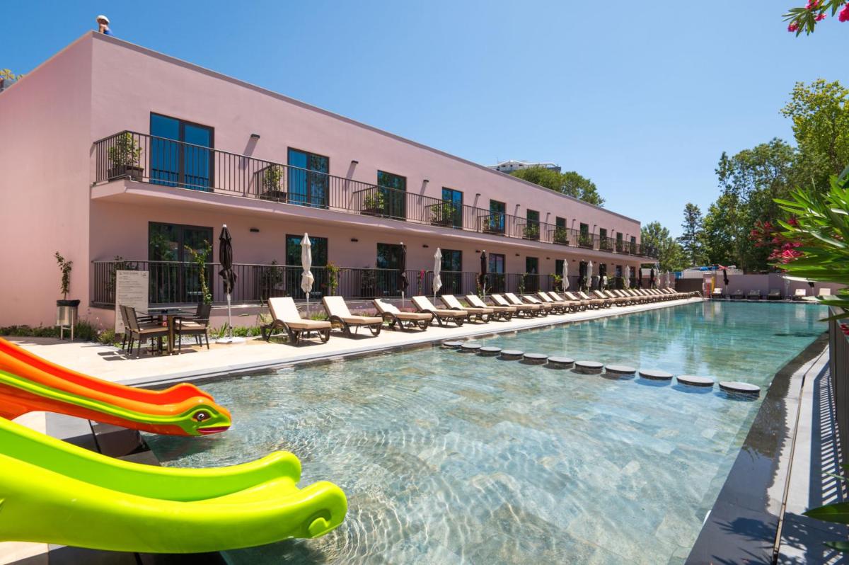 A piscina em ou perto de Vila Gale Collection Tomar