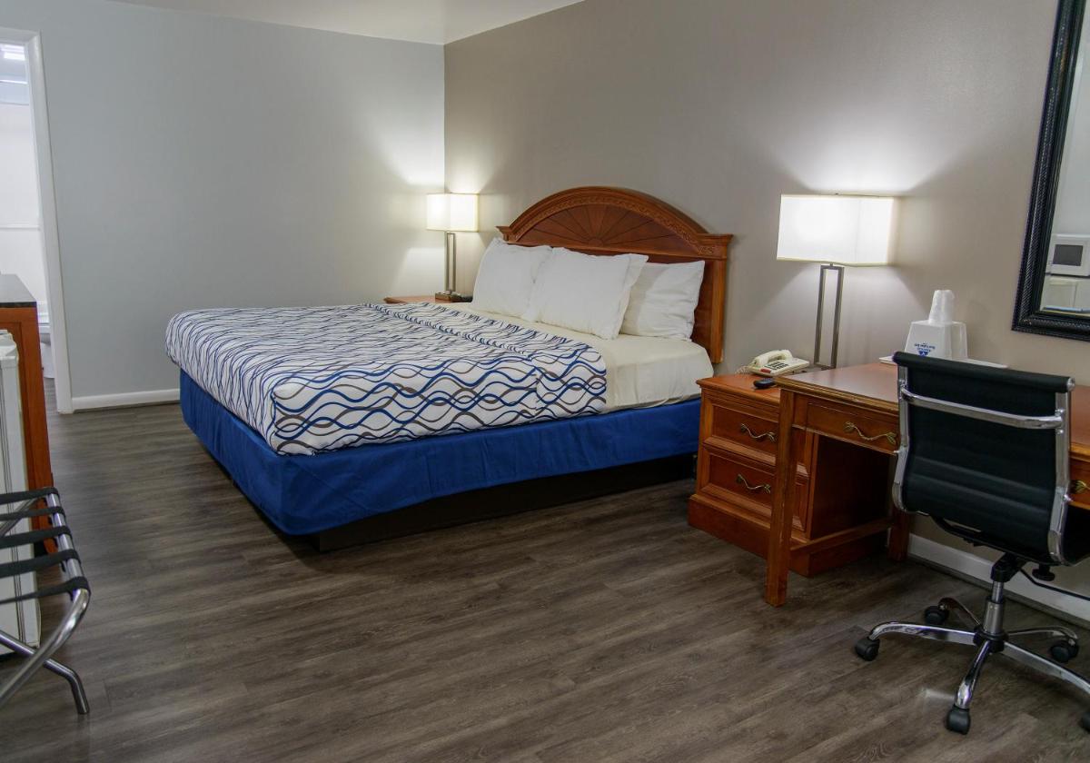 America's Best Value Inn Lancaster - Housity