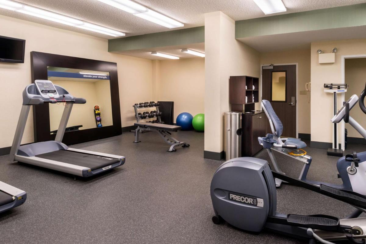 Hampton Inn & Suites Orlando-East UCF - Housity