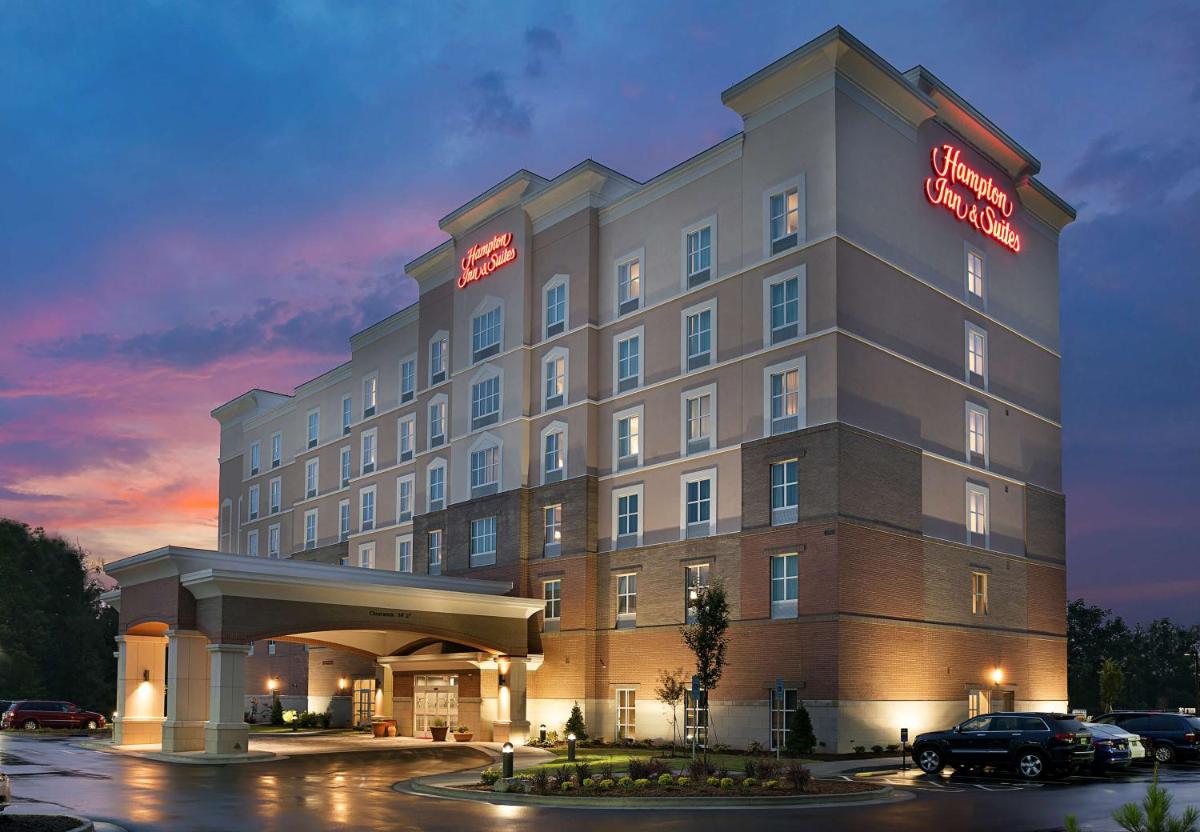 Hampton Inn and Suites Fort Mill, SC - Housity