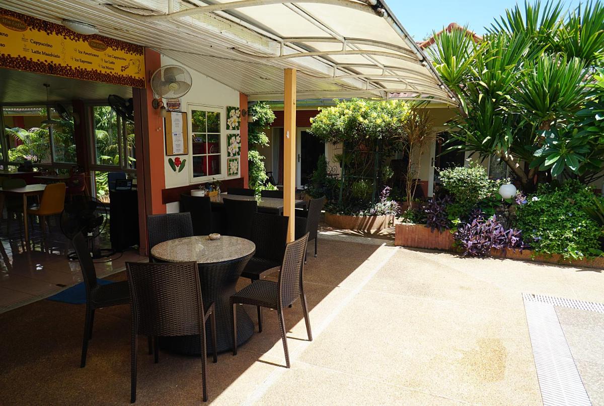Udon Thai House Resort & Hotel - Housity