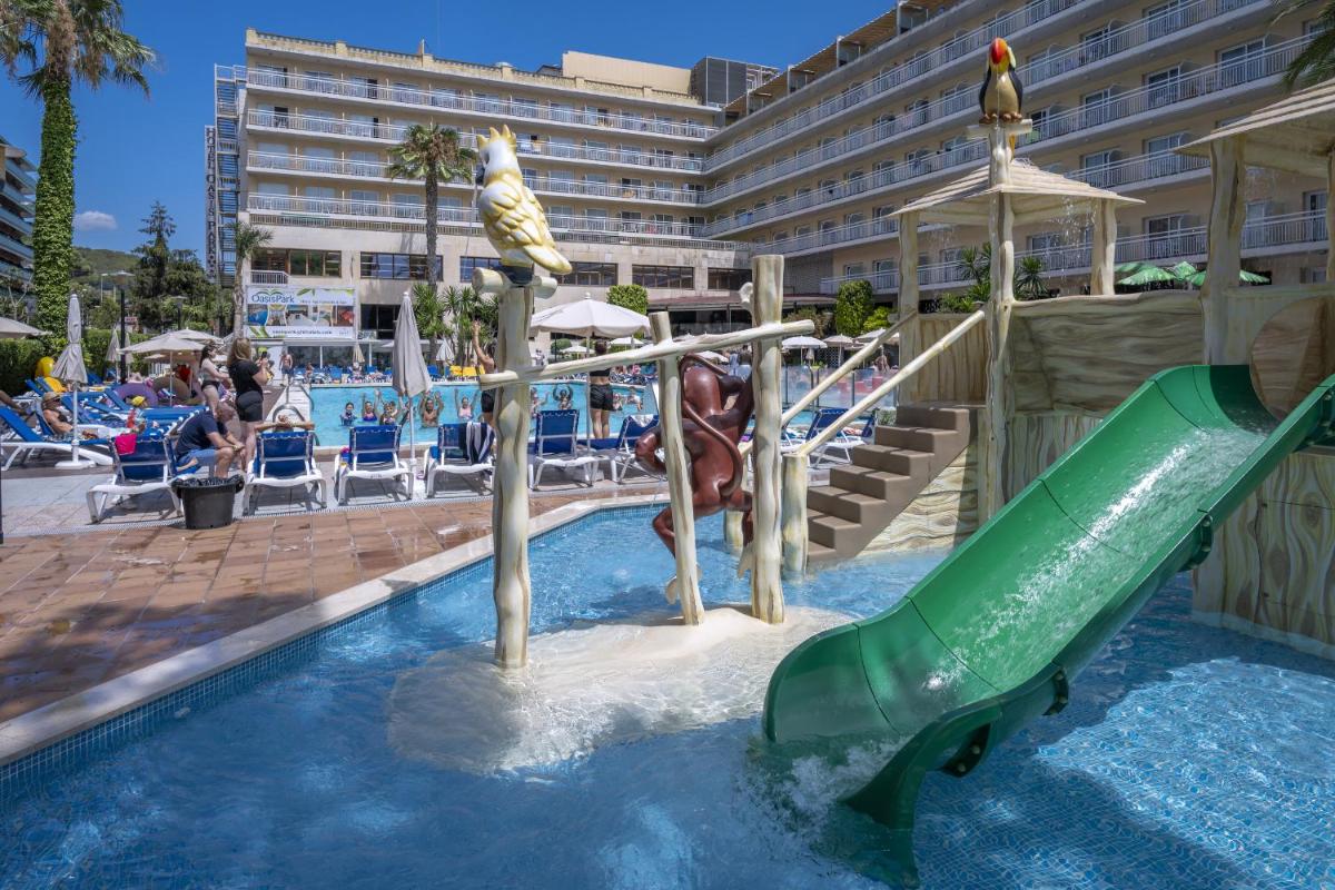 Piscina en o cerca de GHT Oasis Park & Spa