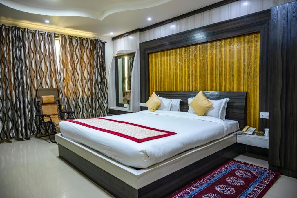 Bodhgaya Regency Hotel - Housity